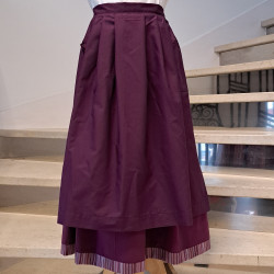 Delantal morado T8