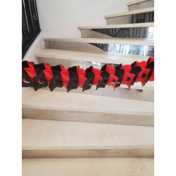 GUIRLANDE ROUGE ET NOIR