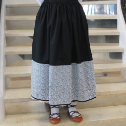 Falda tradicional negra 10